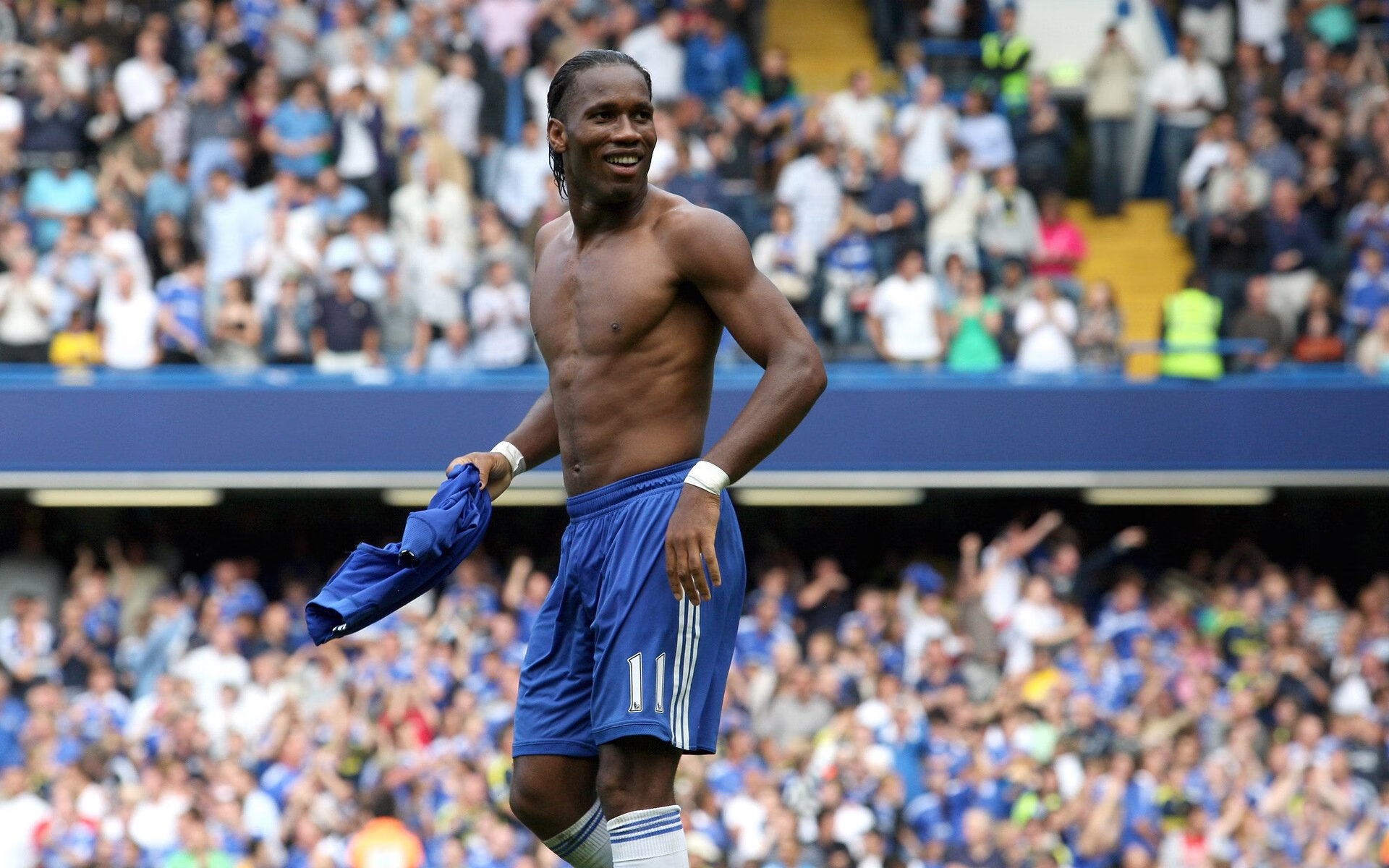 迪马利亚魔翼撕裂防线，爱尔兰军团狂胜皇家社会