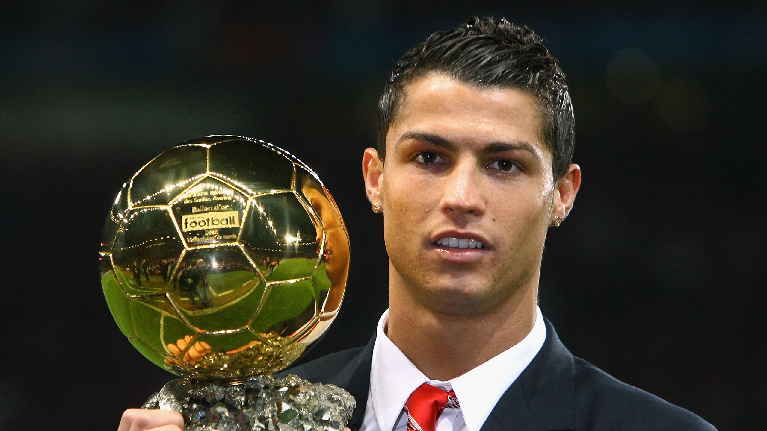 开云下载-戈麦斯攻防两端统治，阿根廷压制塞维利亚，南美足球哲学的胜利