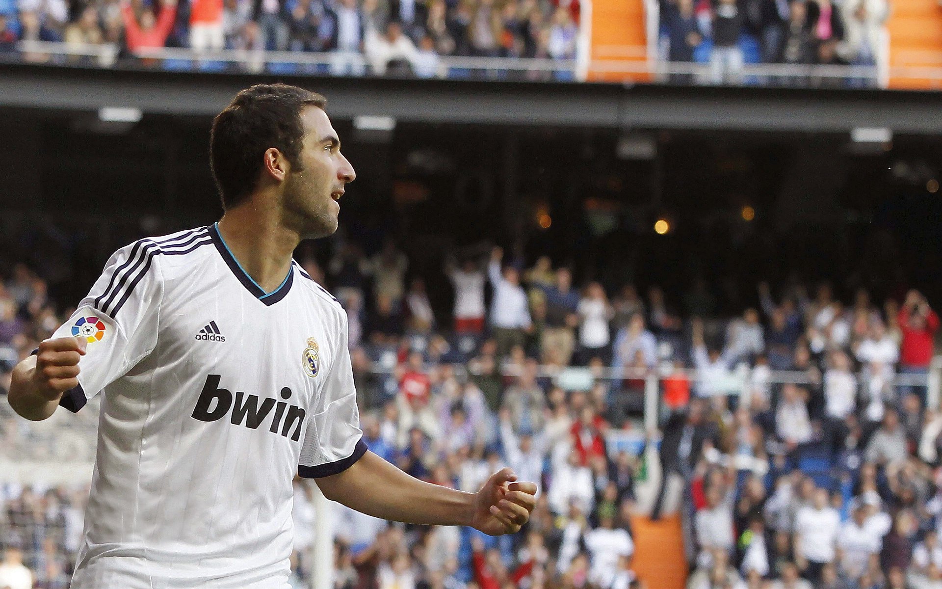 凯恩NBA总决赛接管比赛，曼联末节带走智利，跨界胜利的终极隐喻